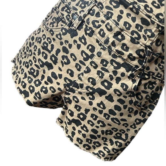 5/25$ ✨ Cheetah Overalls - Picture 6 of 13